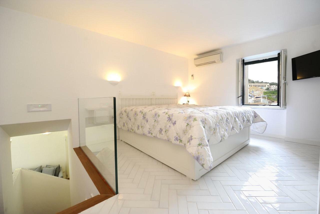 Apartamento Residenza Piccolomini Amalfi Exterior foto